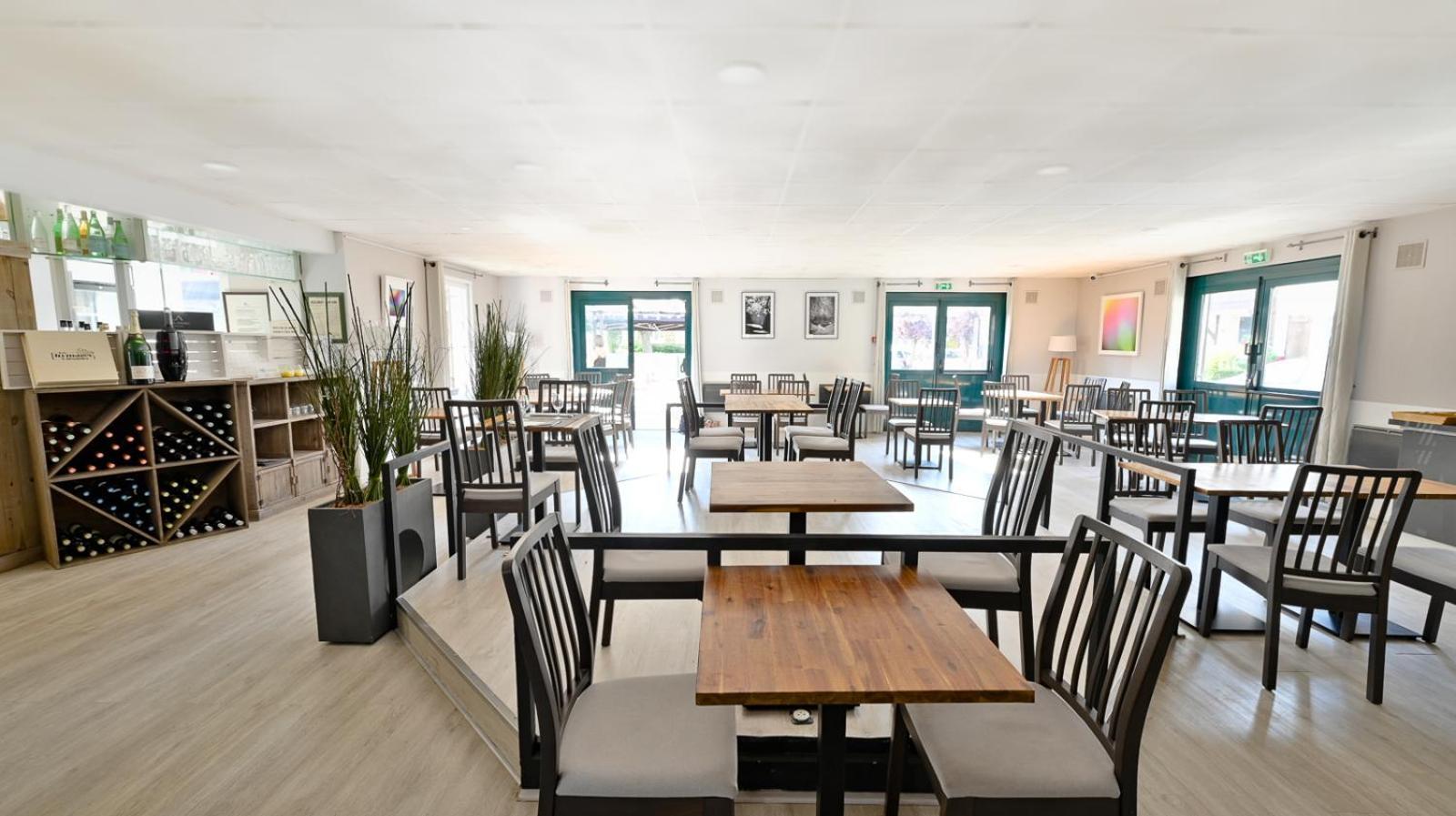 Les Chevaliers Des Balances Hotel Saint-Aubin  ภายนอก รูปภาพ